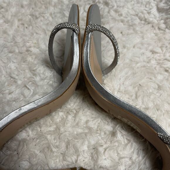 Steve Madden Metallic rhinestone Silver Ankle Strap Heels SZ10M - Picture 6 of 9